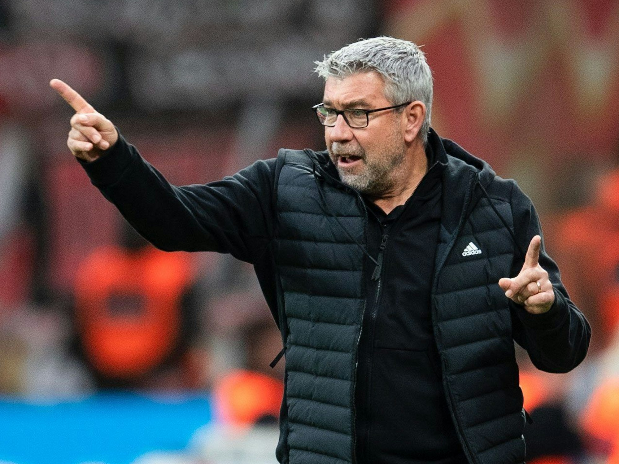 Trainer Urs Fischer an der Seitenlinie. Er will mit Union Berlin wieder in den Europacup.