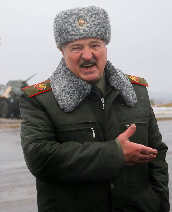 Alexander Lukaschenko, Präsident von Belarus, hier zu sehen bei einem Übungsplatz der belarussischen Armee.