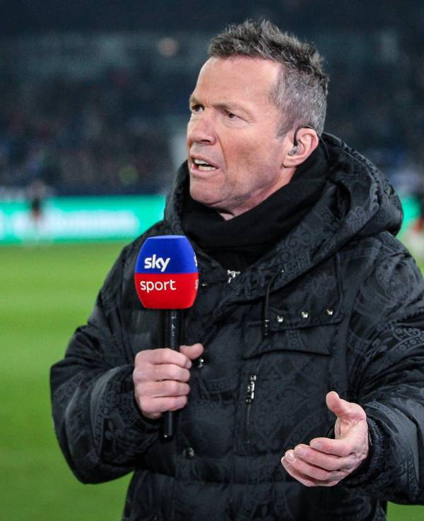 Lothar Matthäus am Sky-Mikrofon.