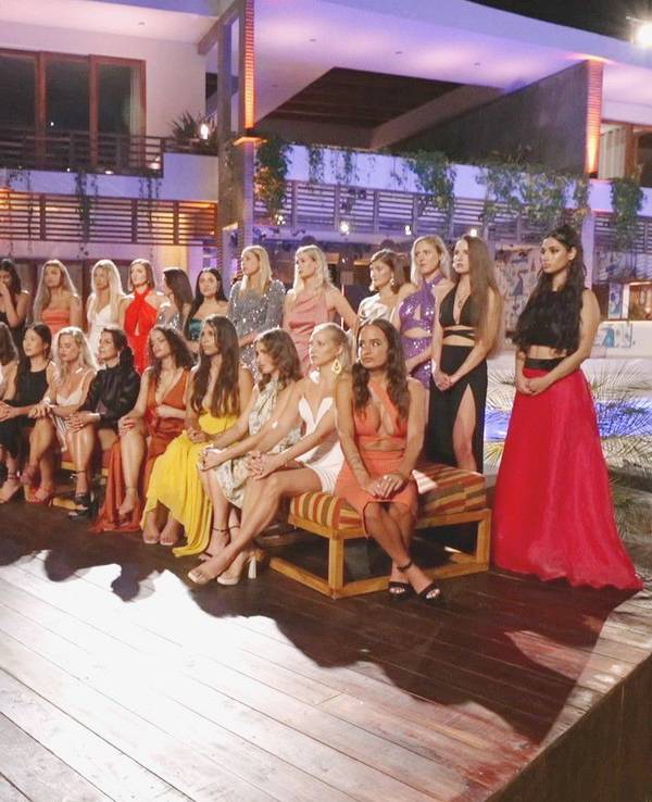 „Der Bachelor“ 2023: Die Entscheidung in der ersten „Nacht der Rosen“.