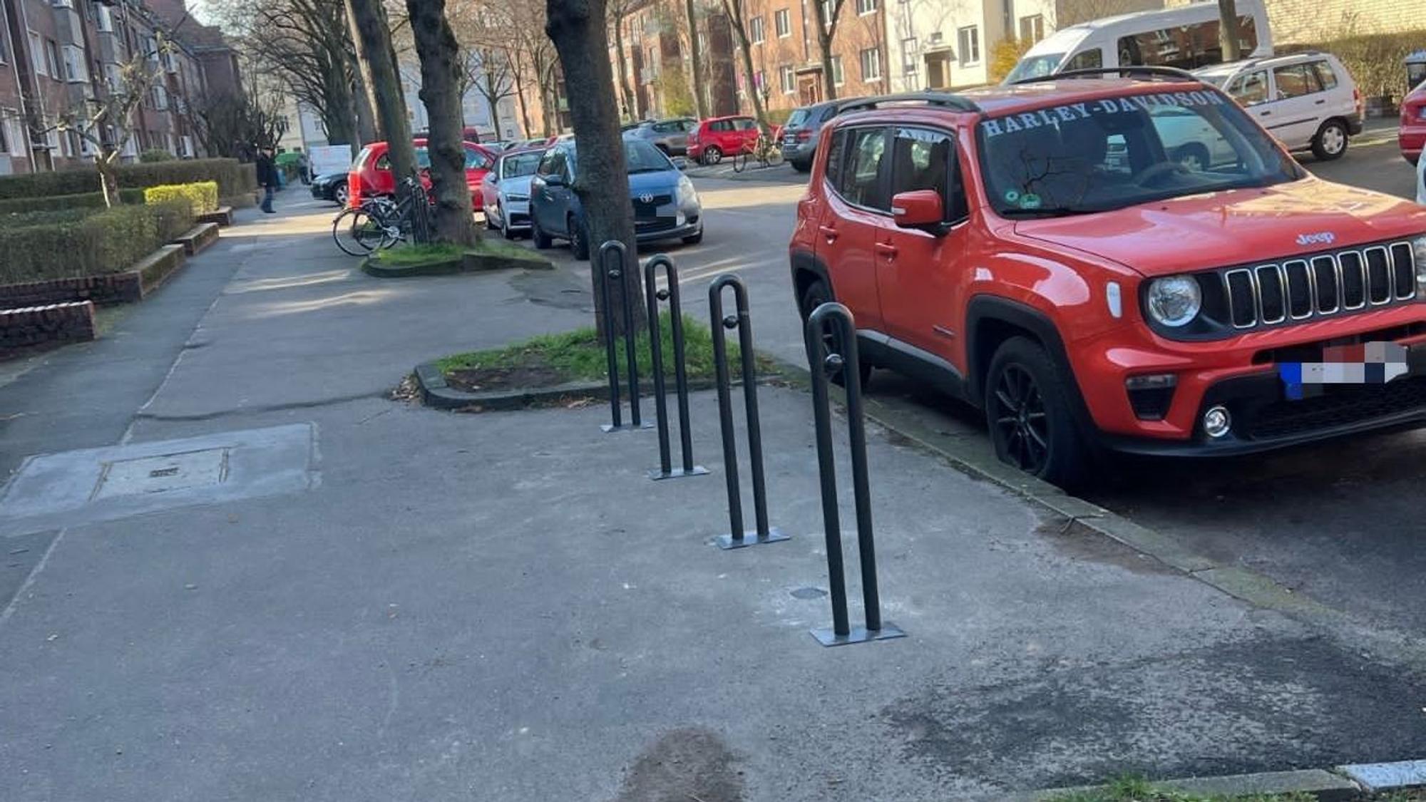 Ein Blick auf die Aegidienberger Straße in Köln-Sülz.