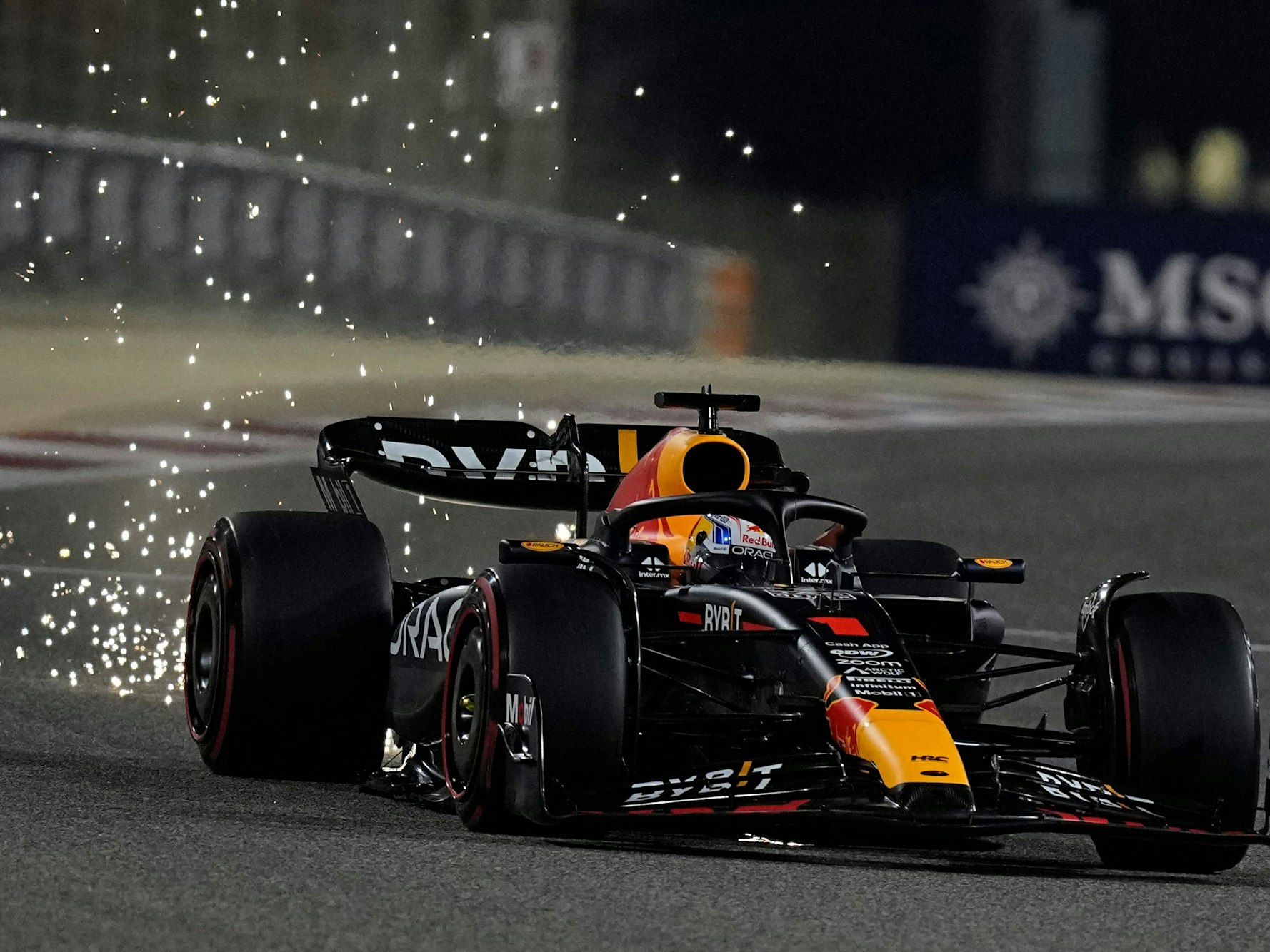 Red-Bull-Pilot Max Verstappen aus den Niederlanden in Aktion.