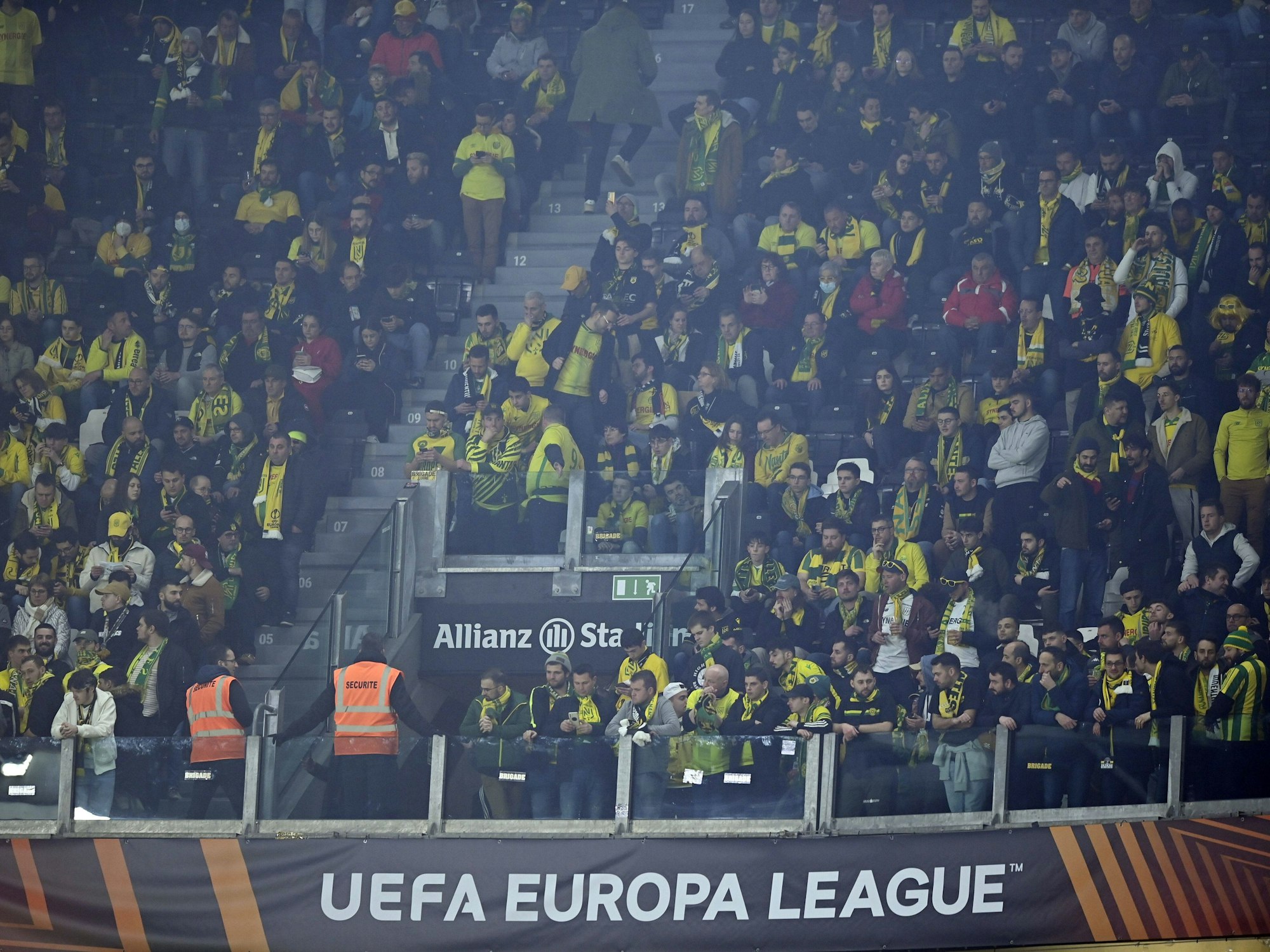 Fans von Nantes im Juventus Stadium.