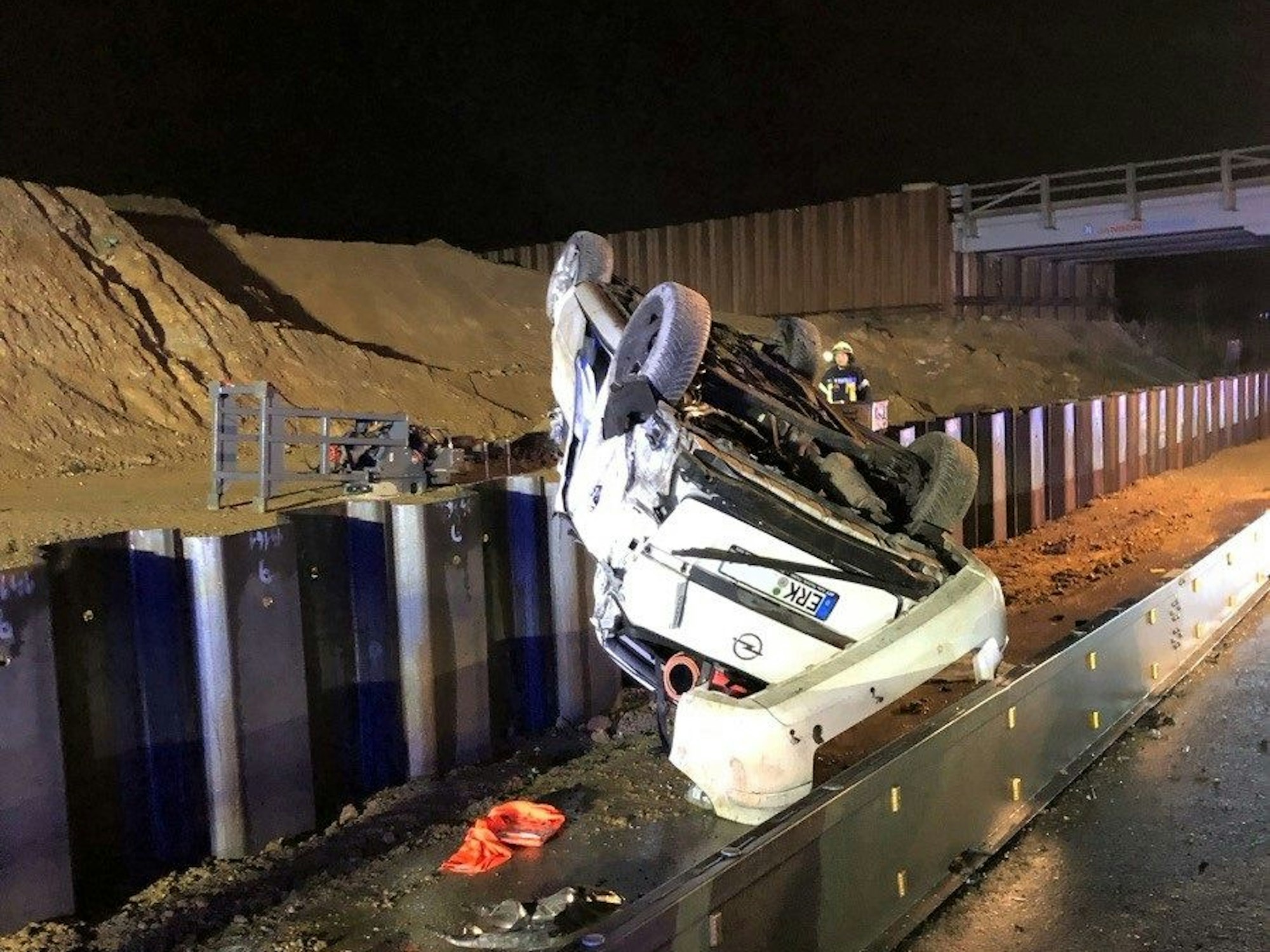 Das Unfallauto auf der A44