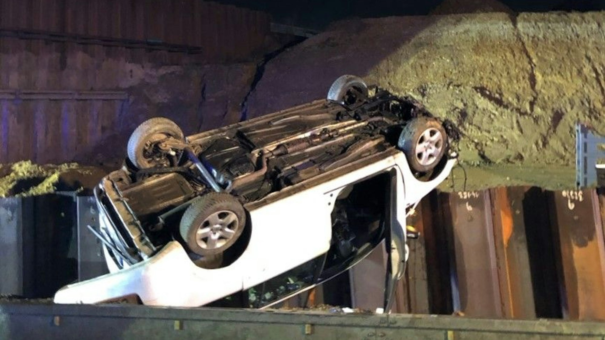 Das Unfallauto auf der A44