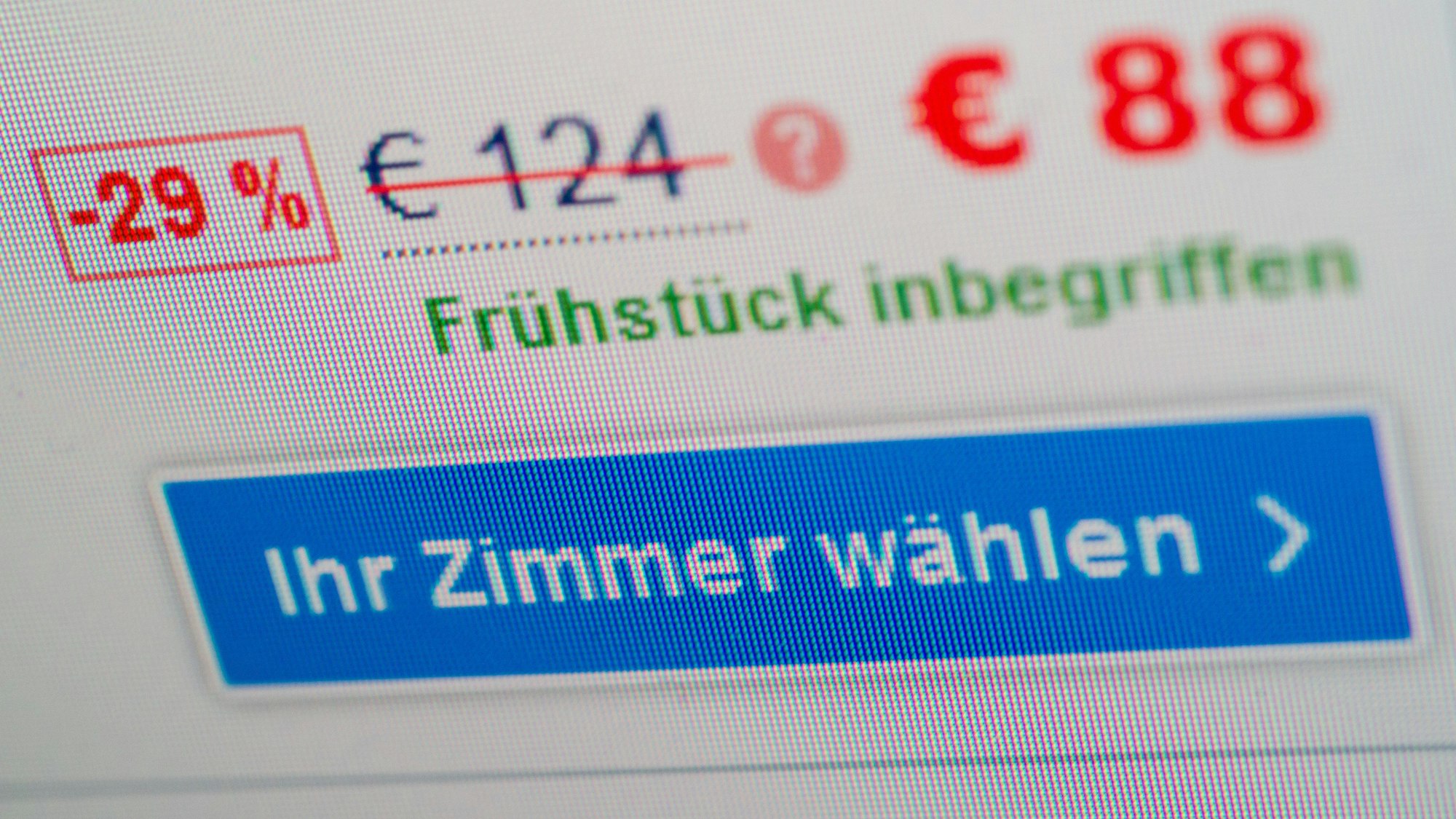 Unser Symbolbild zeigt einen Bildschirm bei der Buchung eines Hotelzimmers im Internet