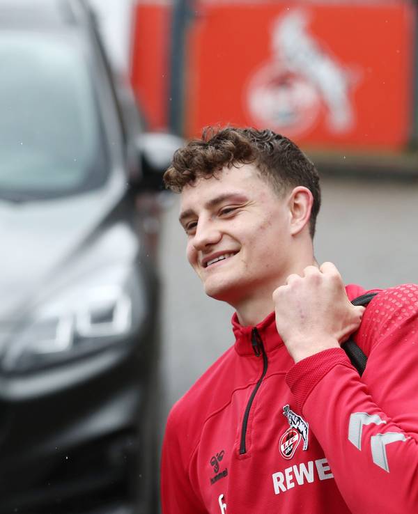 Eric Martel grinst nach dem Training.