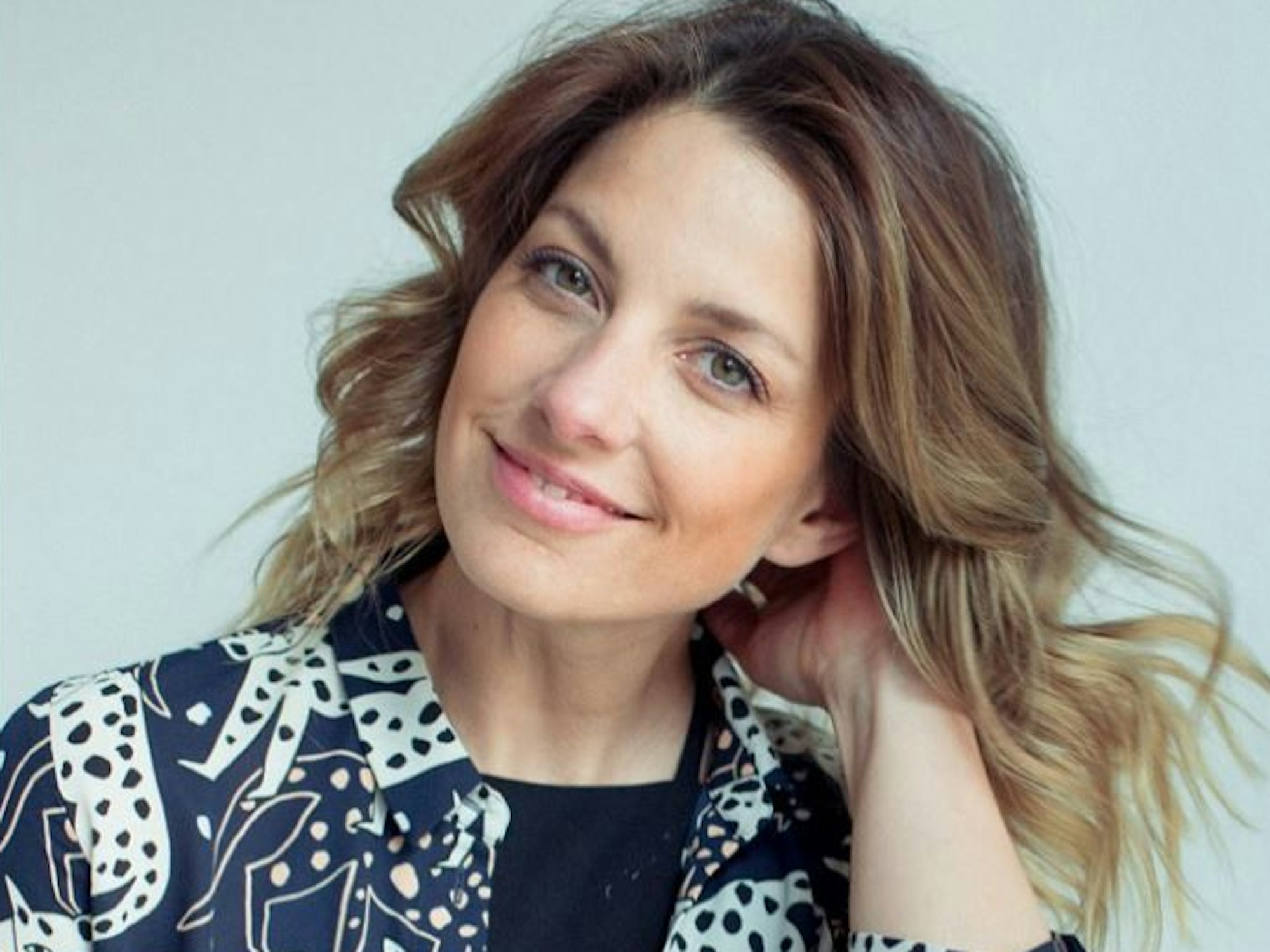 Das Bild zeigt Romina Langenhan in die Kamera lächelnd, auf einem Selfie vom 25. April 2022.