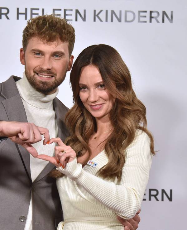 Dominik Stuckmann und Anna Rossow beim 27. RTL Spendenmarathon am 17. November 2022.
