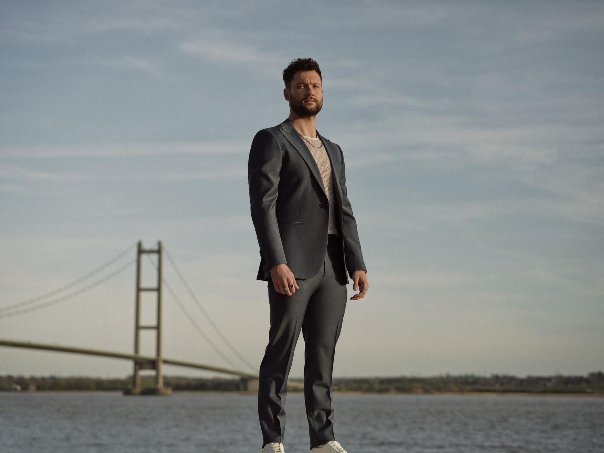 Promo-Foto vom Sänger Calum Scott.
