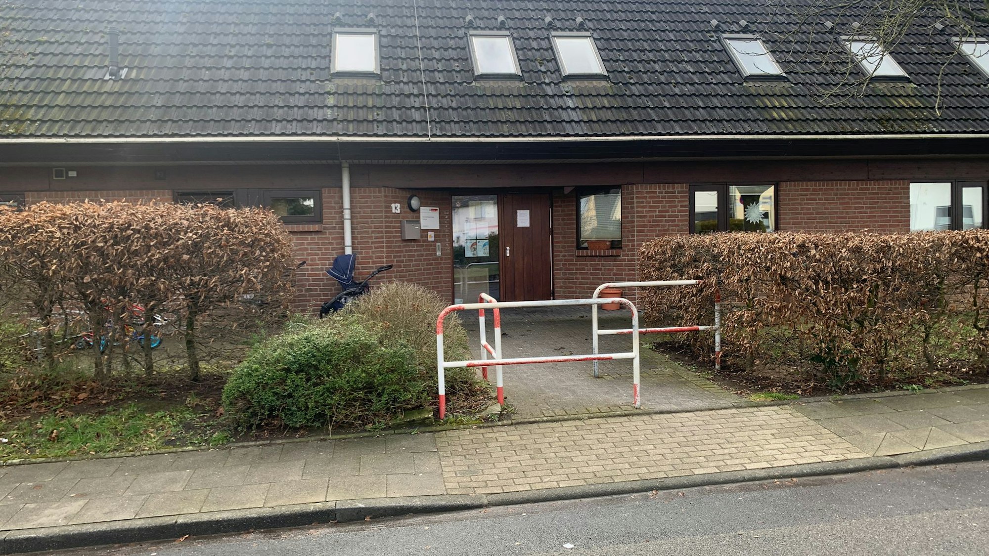 Die Kölner Kita an der Feldstraße von vorne.