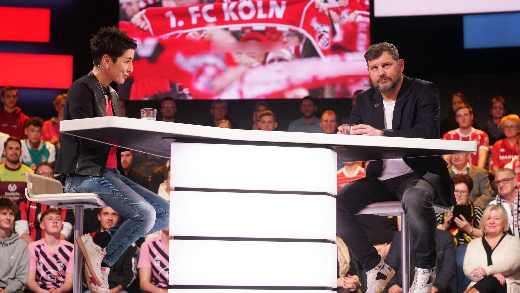 Steffen Baumgart spricht im ZDF-Sportstudio mit Dunja Hayali.