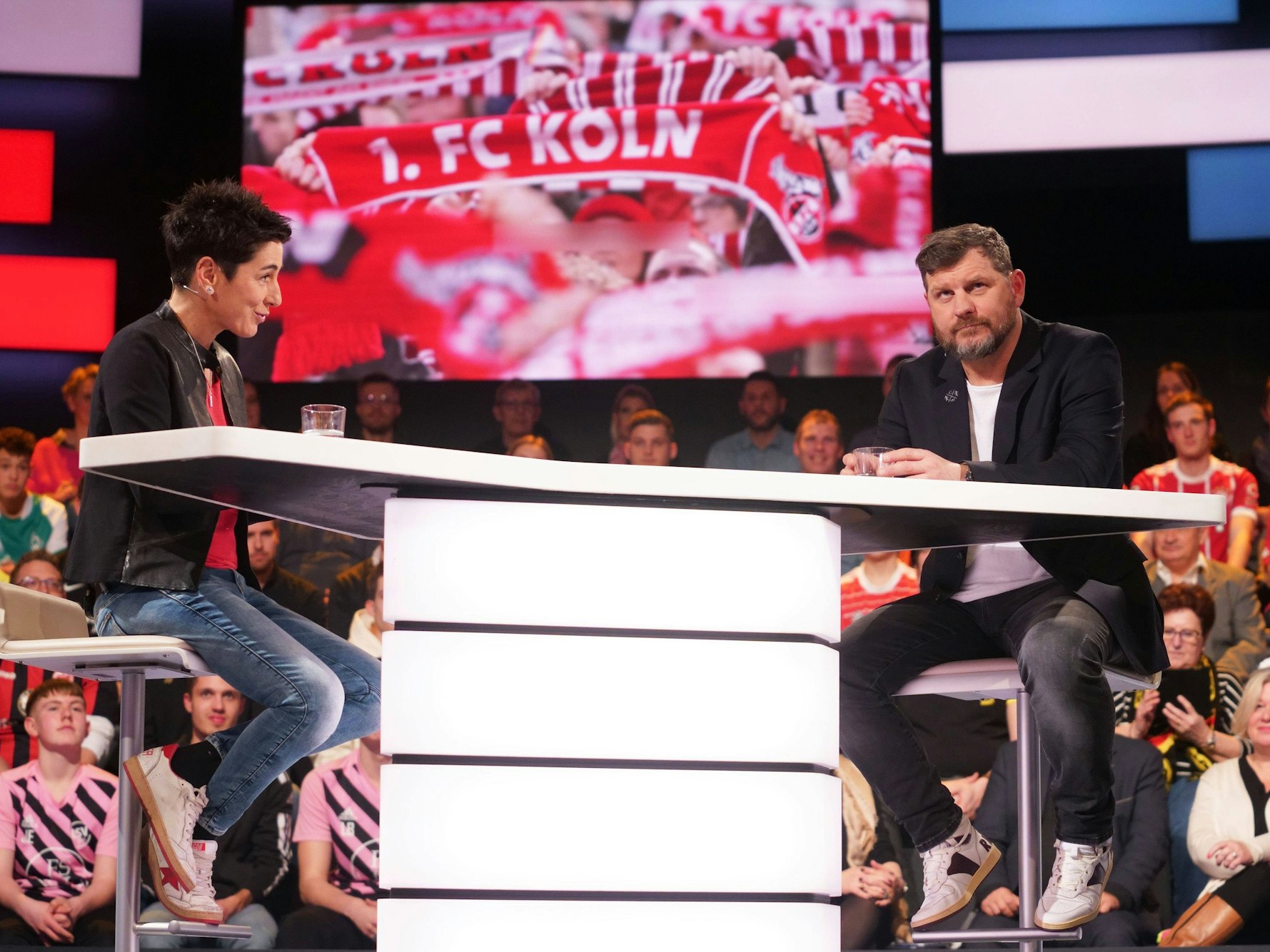 Dunja Hayali spricht im ZDF-Sportstudio vom 11. März 2023 mit Steffen Baumgart.