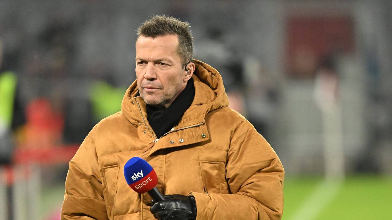 Lothar Matthäus als Sky Experte am Spielfeldrand bei der Partie Bayern München gegen Eintracht Frankfurt am 18. Spieltag am 28.01.2023