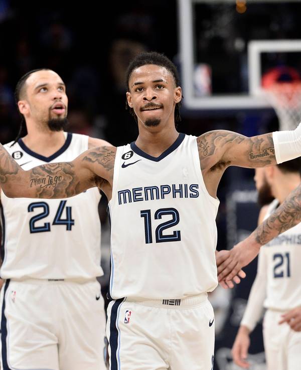 Ja Morant (12) von den Memphis Grizzlies reagiert.