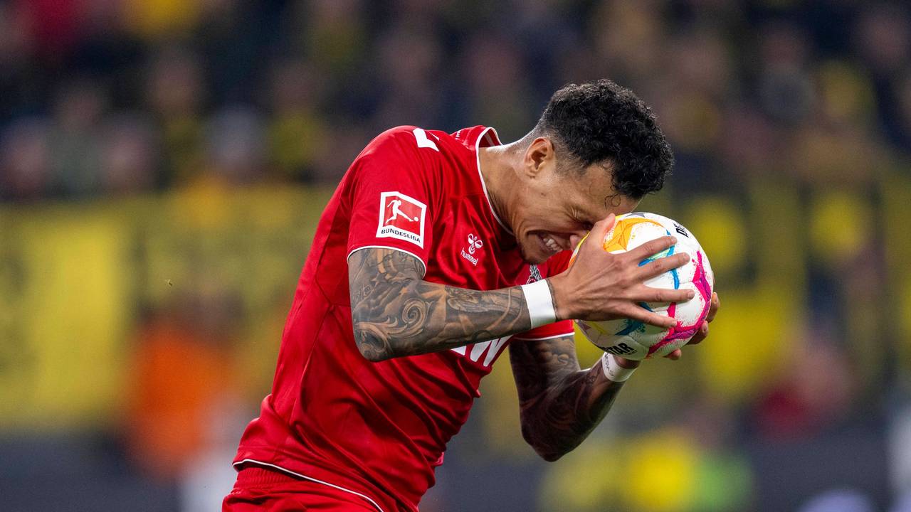 Davie Selke jubelt in Dortmund über sein erstes Tor für den 1. FC Köln.