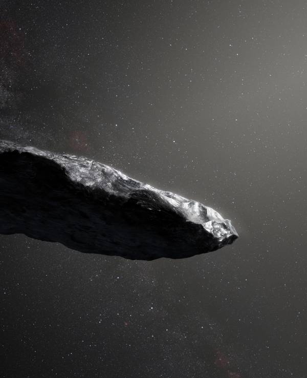 Das Foto aus dem Jahr 2017 zeigt das Flugobjekt „Oumuamua“ im All. Es ist länglich, schwarz und reflektiert das Sonnenlicht.