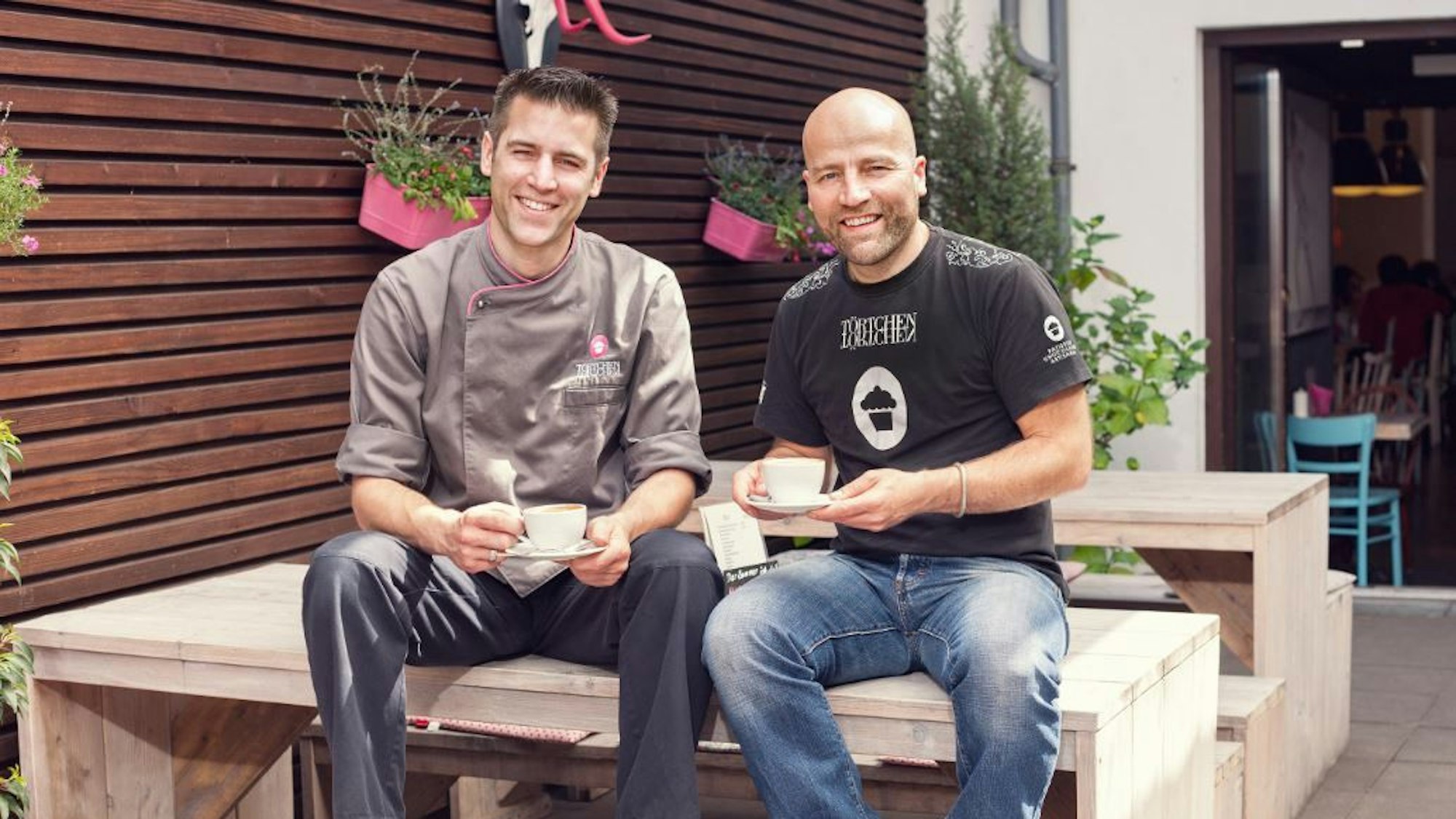 Die Inhaber von Törtchen Törtchen: Matthias Ludwigs (re.) und Elmar Schumacher-Wahls.