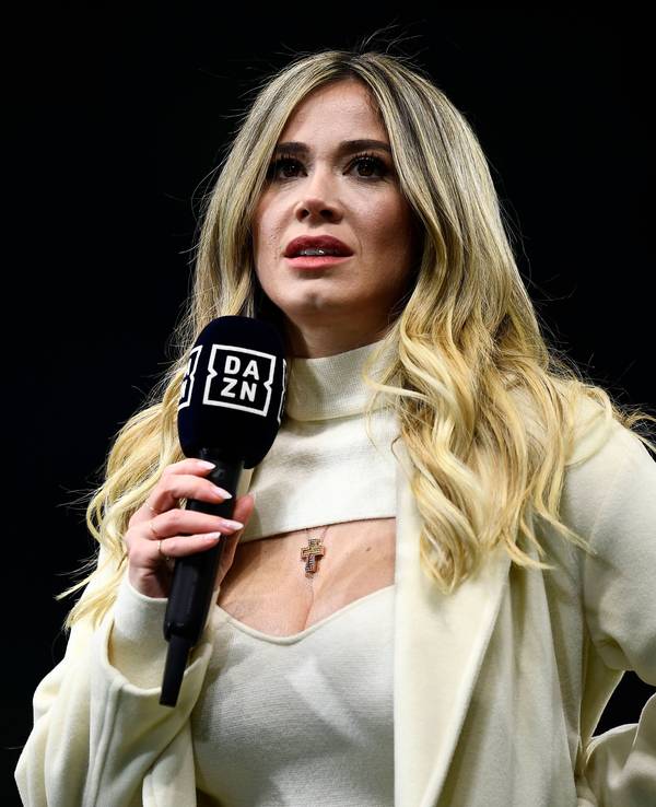DAZN-Moderatorin Diletta Leotta vor dem Derby zwischen Inter und Milan.