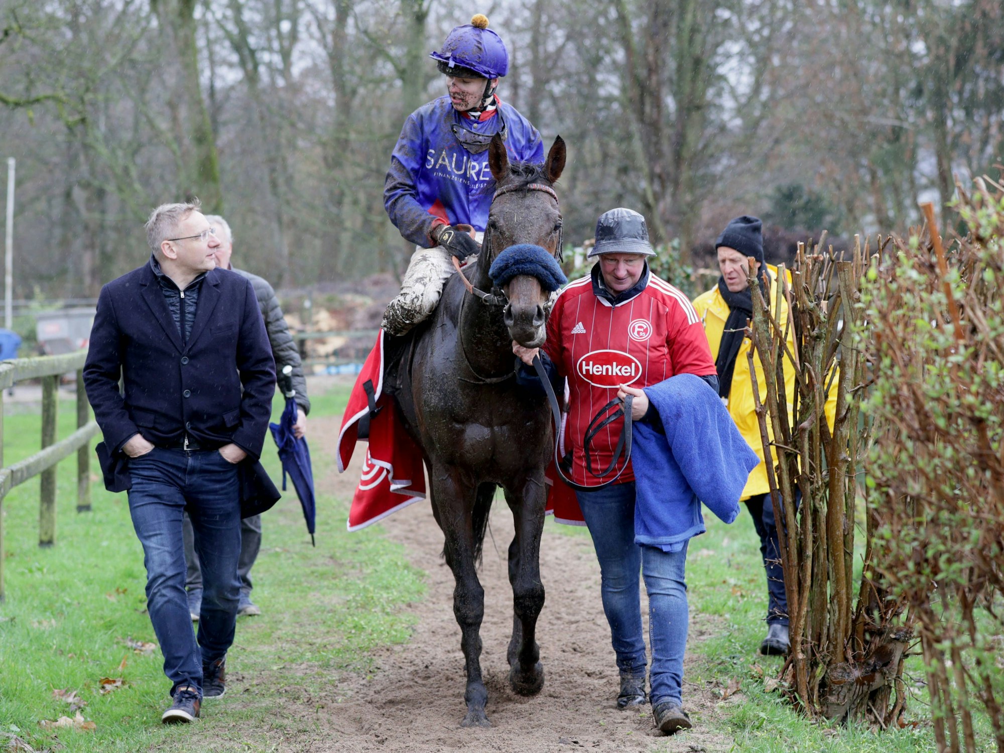Grand-Prix-Aufgalopp in Düsseldorf-Grafenberg: Assistent siegte mit Jockey Leon Wolff.