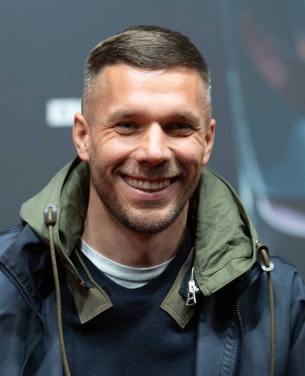 Lukas Podolski auf dem Roten Teppich im Cinedom.