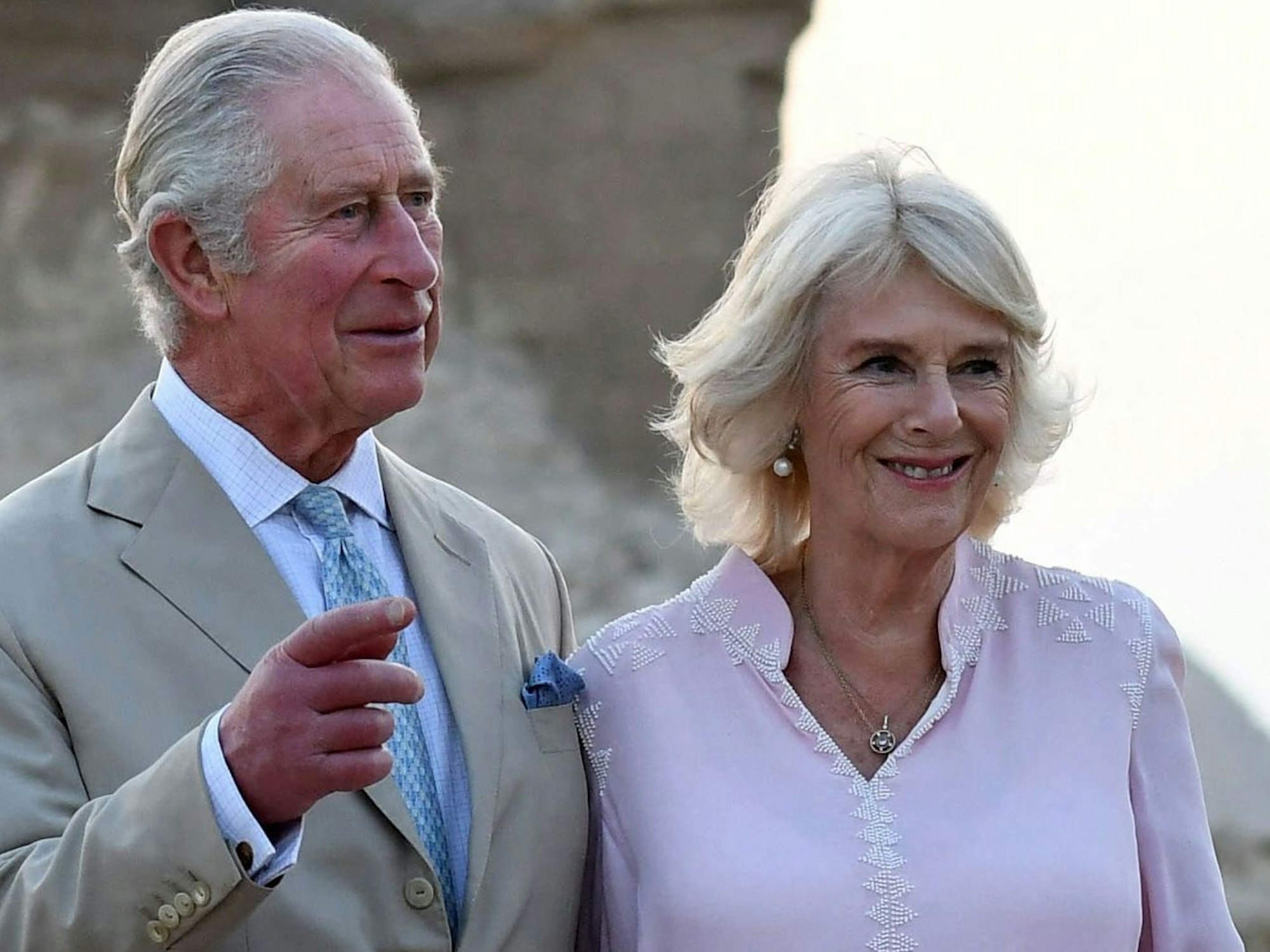 Queen Camilla Vom TamponGate bis zur „Rottweiler“Schmähung Express