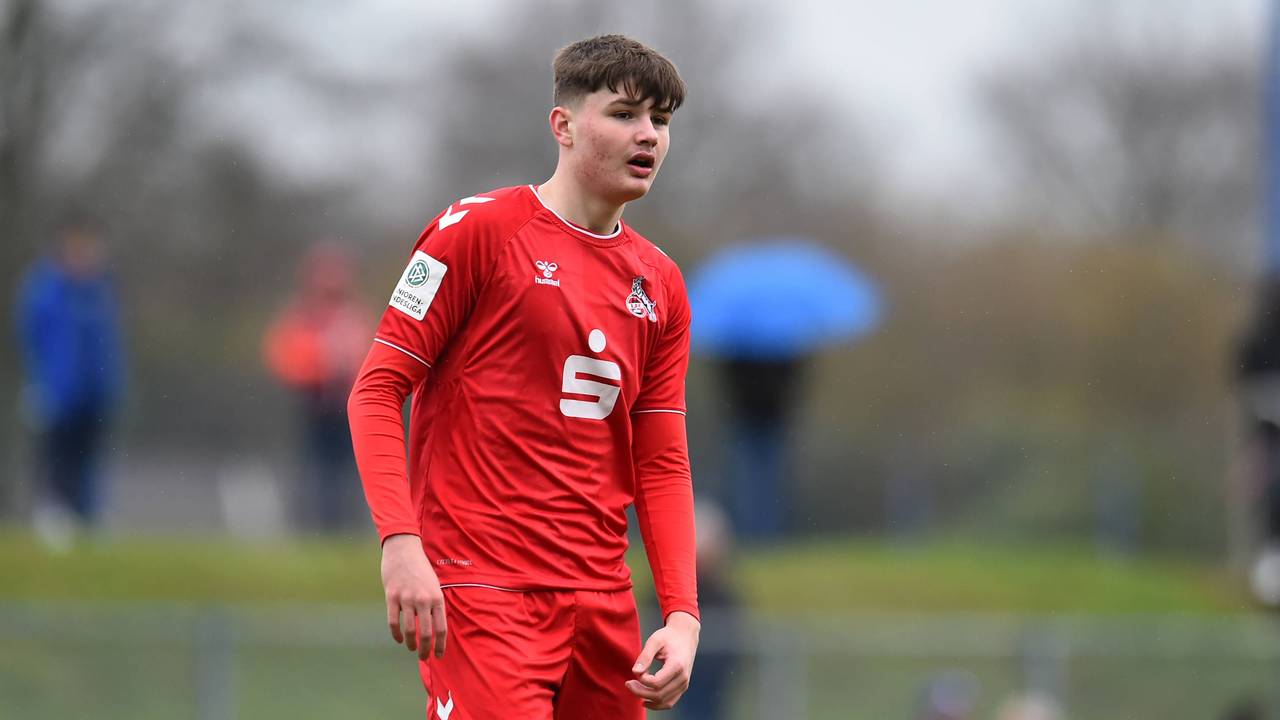 Jaka Cuber Potocnik in einem Spiel für die U19