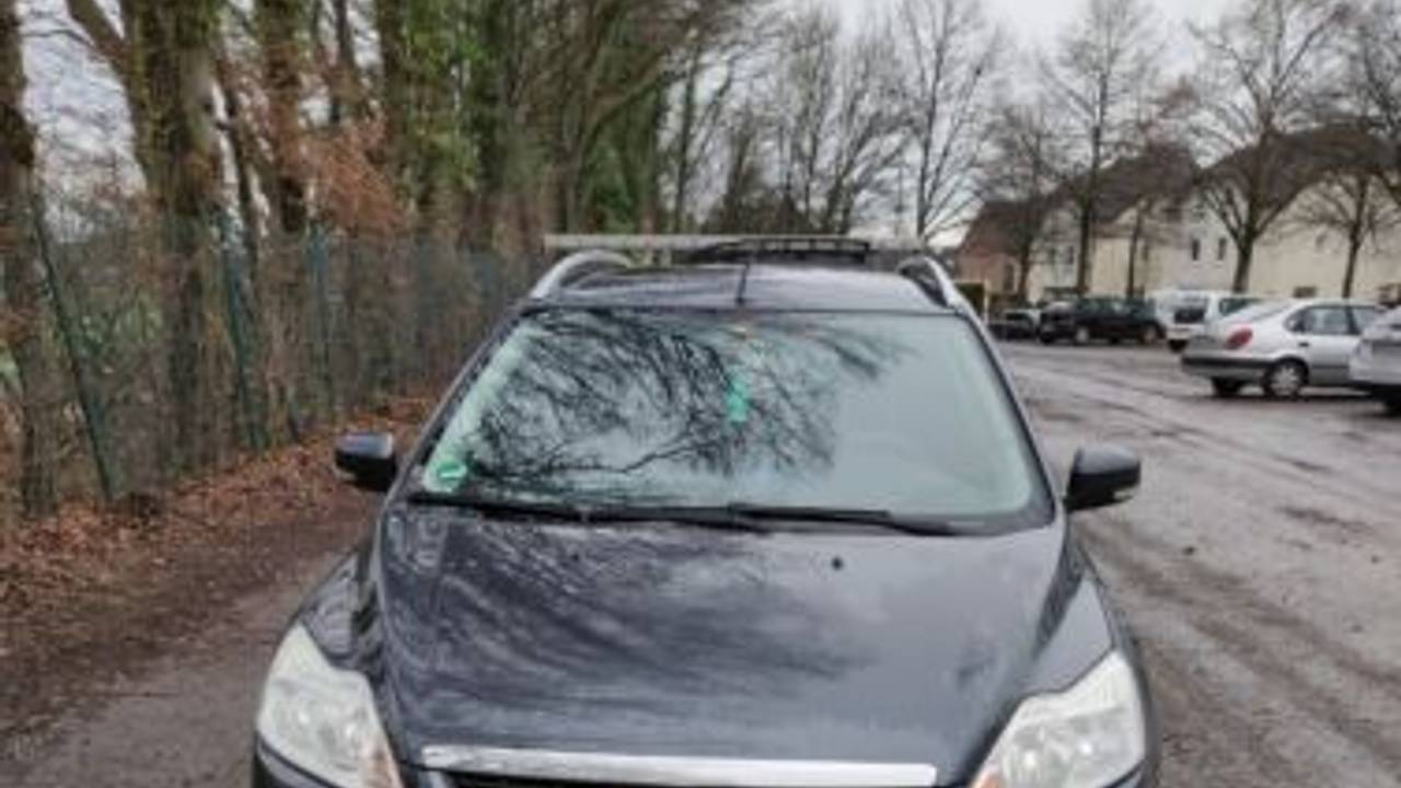 Foto von einem Ford Focus, der auf Ebay angeboten wird.