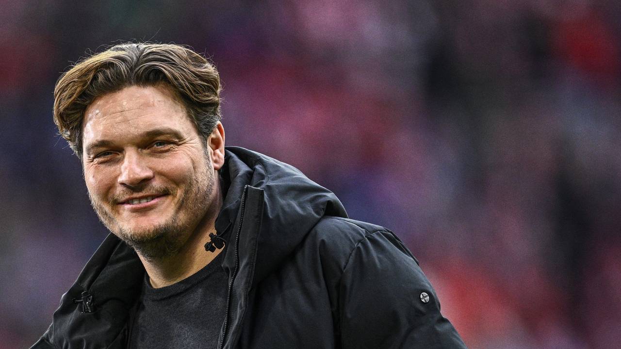 Edin Terzic beim Bundesligaspiel von Borussia Dortmund gegen Bayern München.