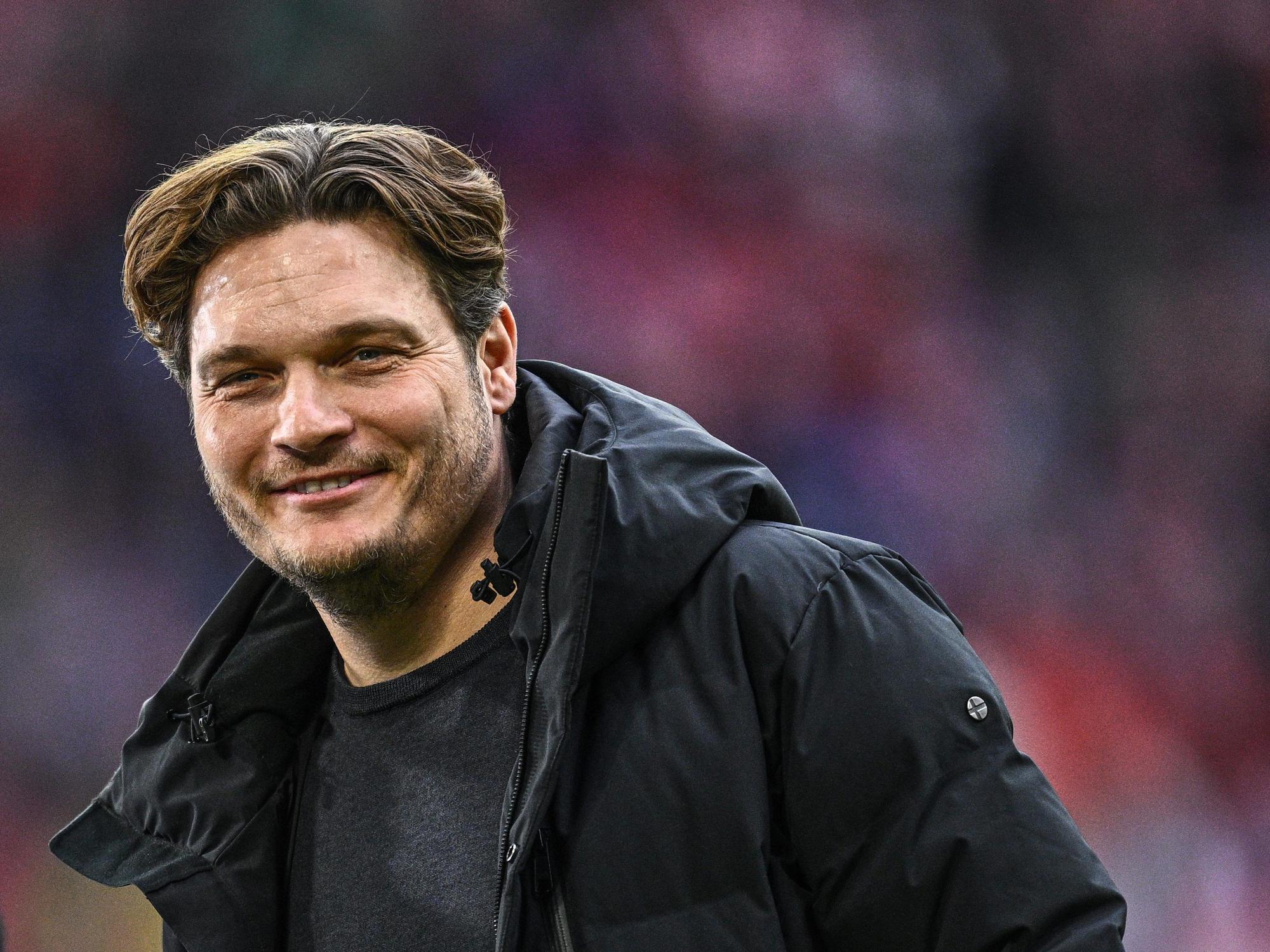 Edin Terzic beim Bundesligaspiel von Borussia Dortmund gegen Bayern München.