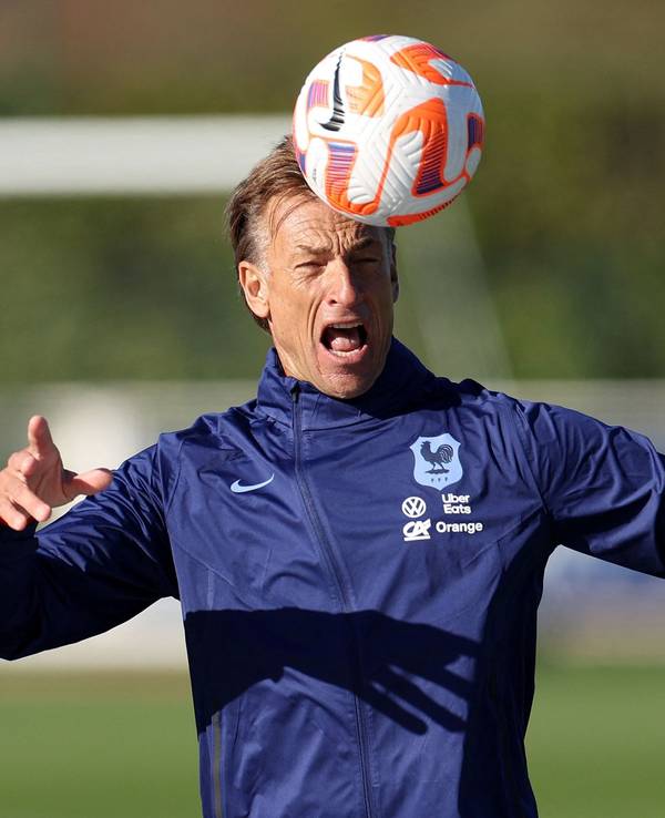 Frankreichs Nationaltrainer Hervé Renard beim Training in Clairefontaine-en-Yvelines.