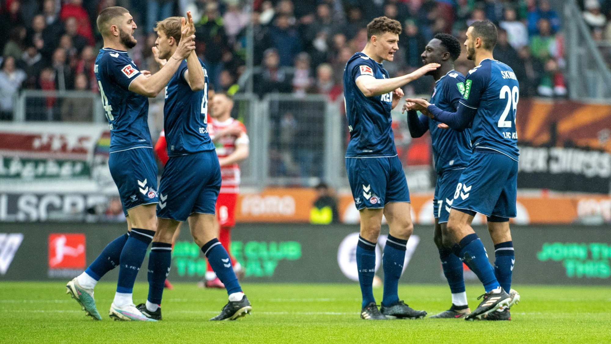 Die Profis des 1. FC Köln durften an Ostersamstag (8. April 2023) in Augsburg jubeln.