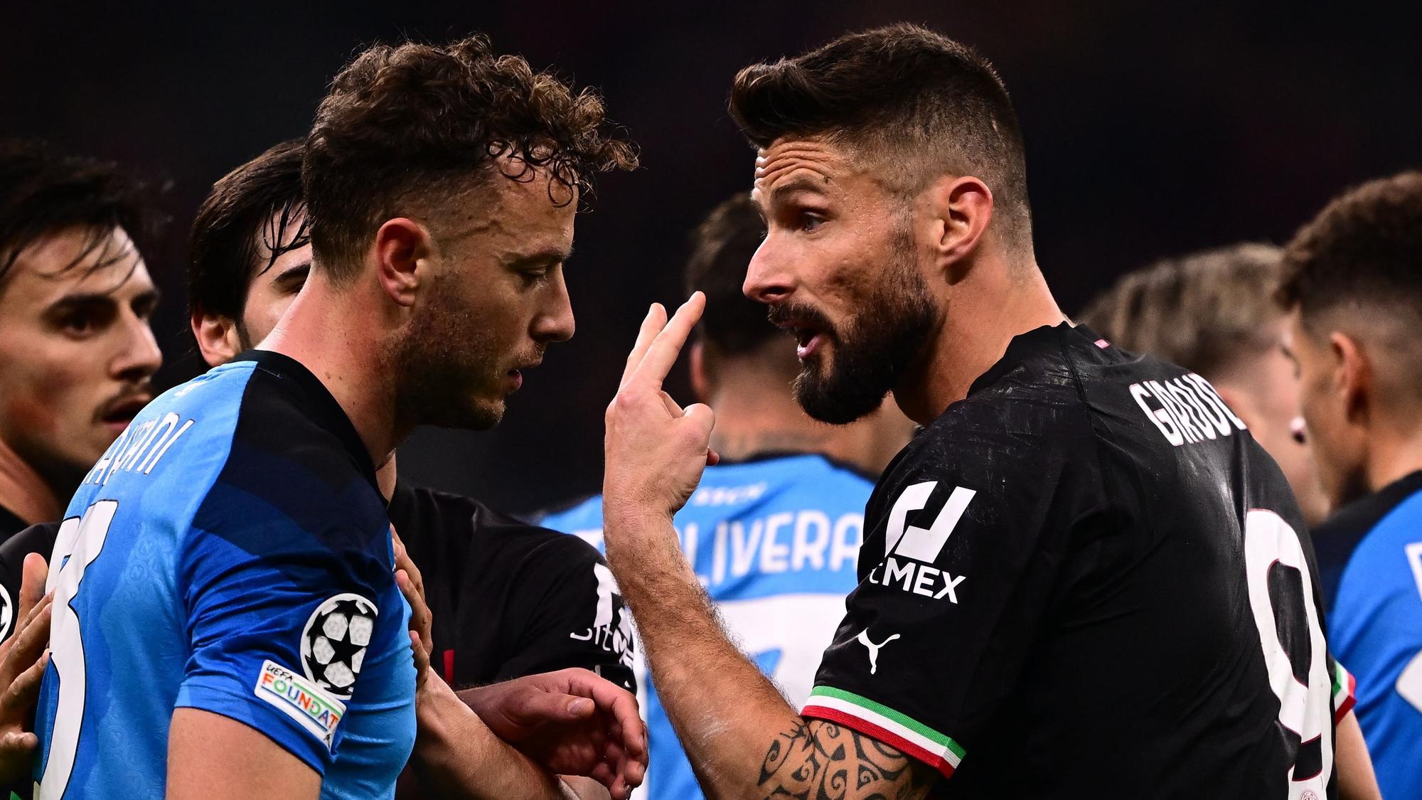 Hitzige Diskussion zwischen Olivier Giroud und Amir Rrahmani.