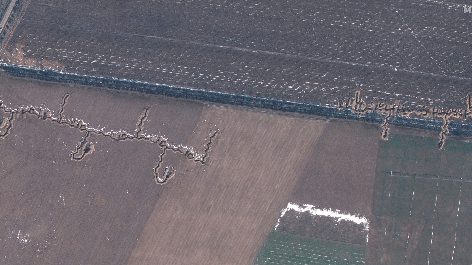 Gräben und Verteidigungsanlagen in der Nähe von Medvedivka (Krim).