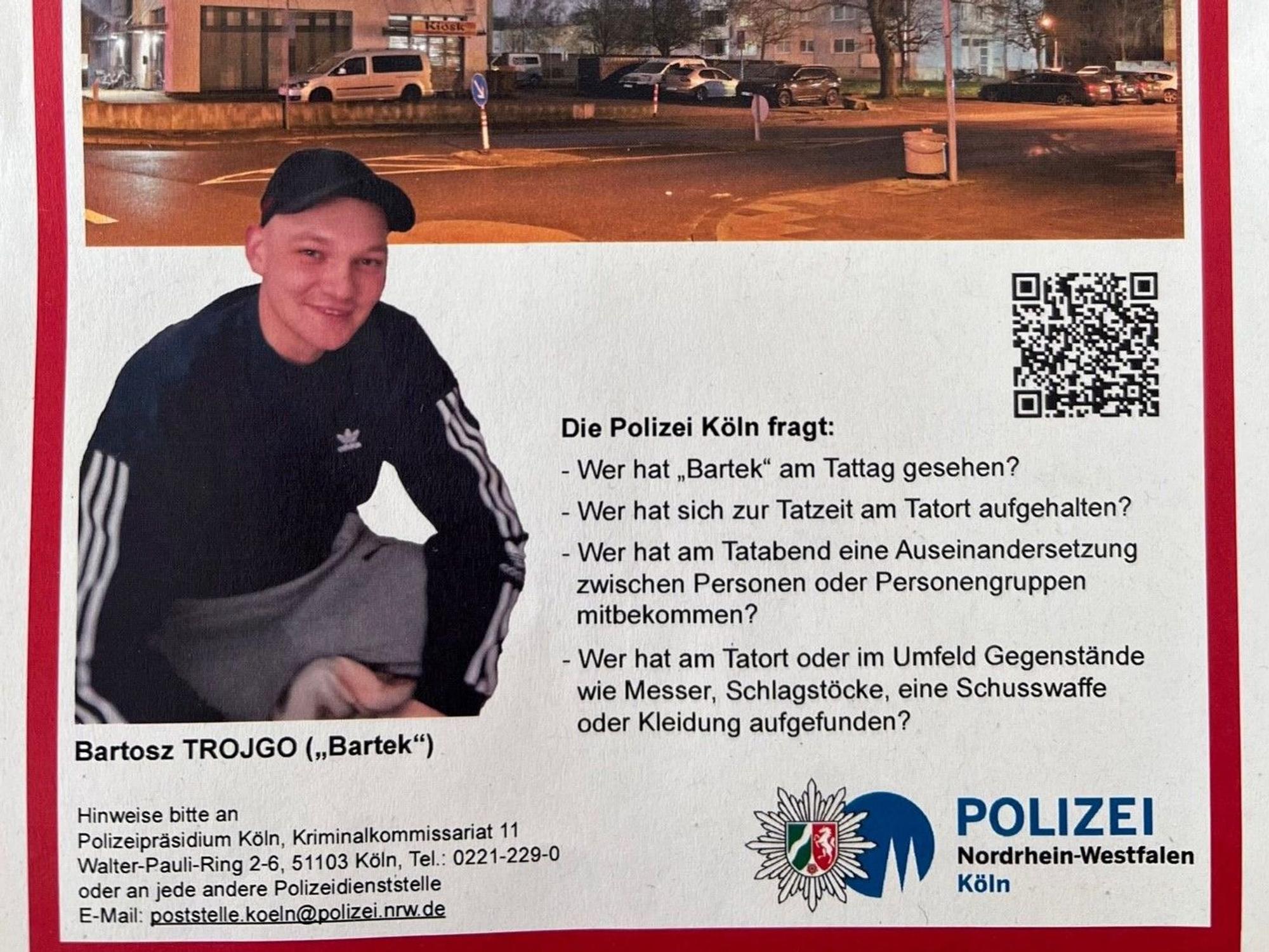 Auf einem Fahndungsplakat ist das Foto eines jungen Mannes.
