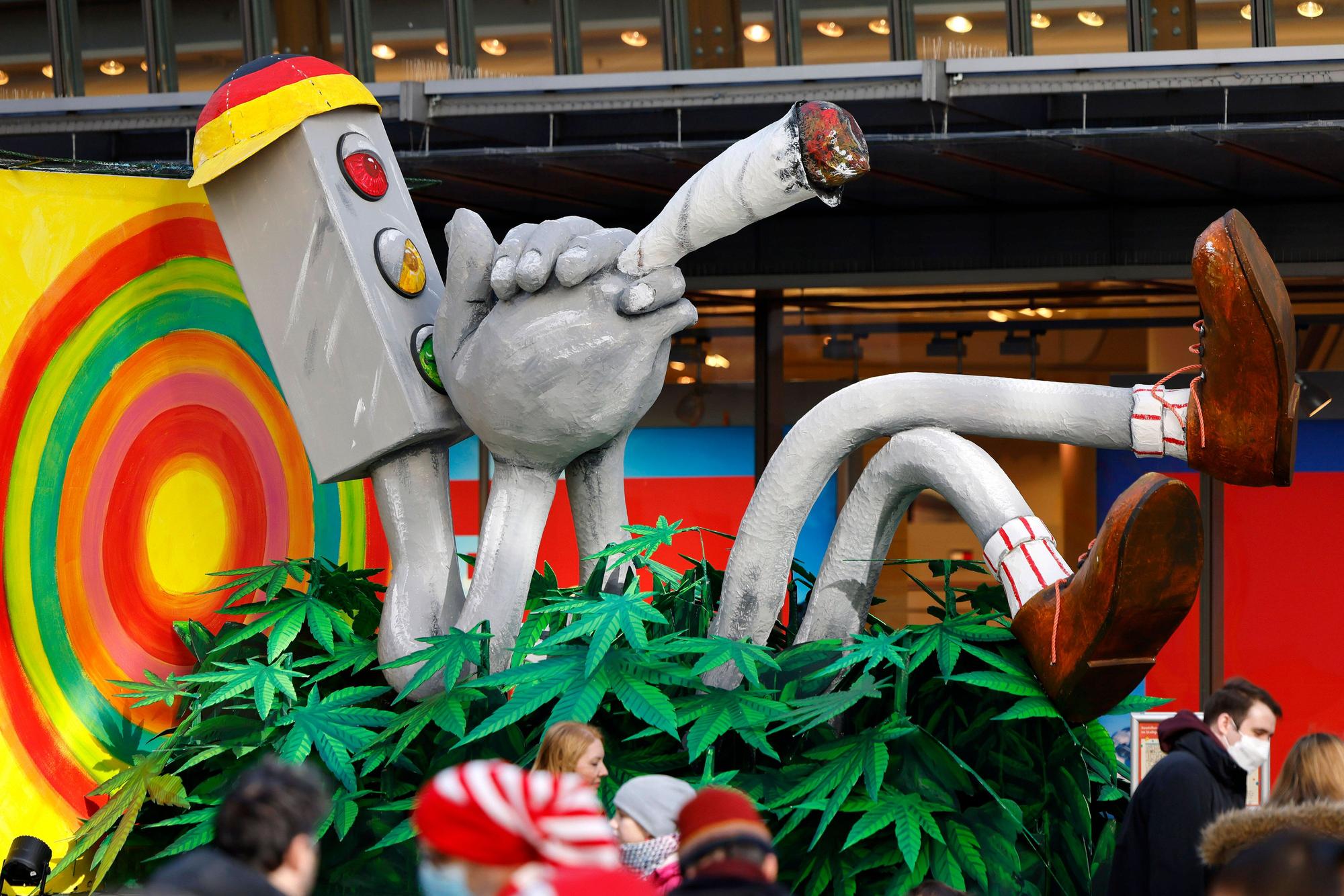 Motto-Wagen zur geplanten Legalisierung von Cannabis