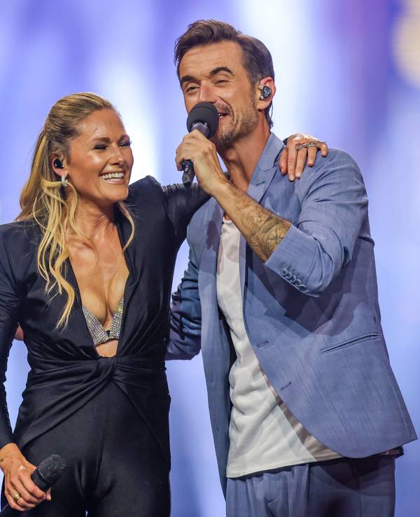 Florian Silbereisen auf der Bühne mit Helene Fischer.