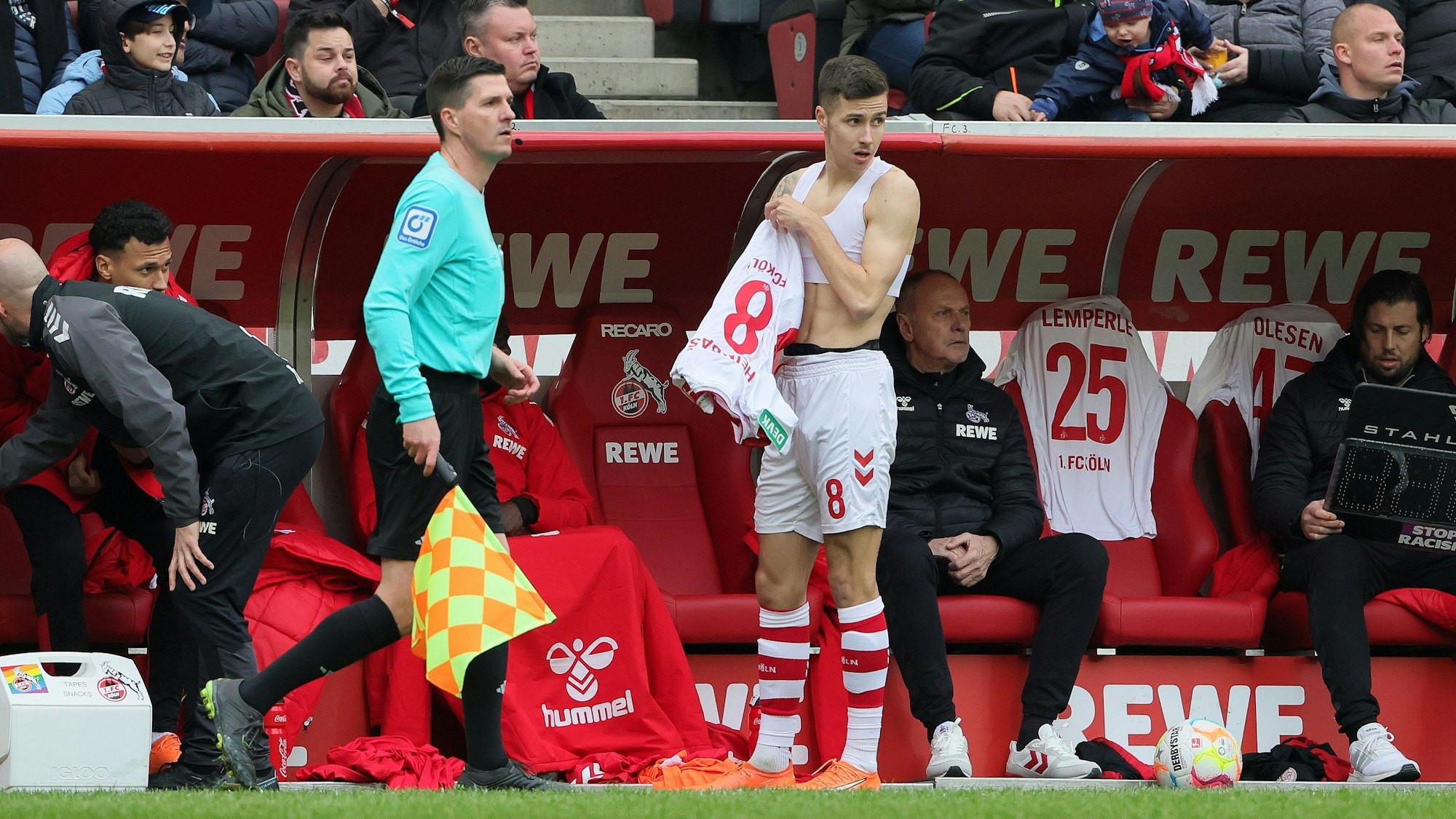 Denis Huseinbasic im Derby gegen Borussia Mönchengladbach.