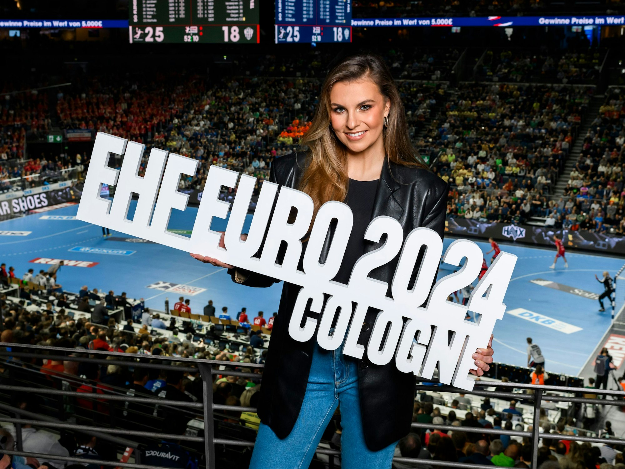 Laura Wontorra beim Final 4 in der Lanxess-Arena in Köln.