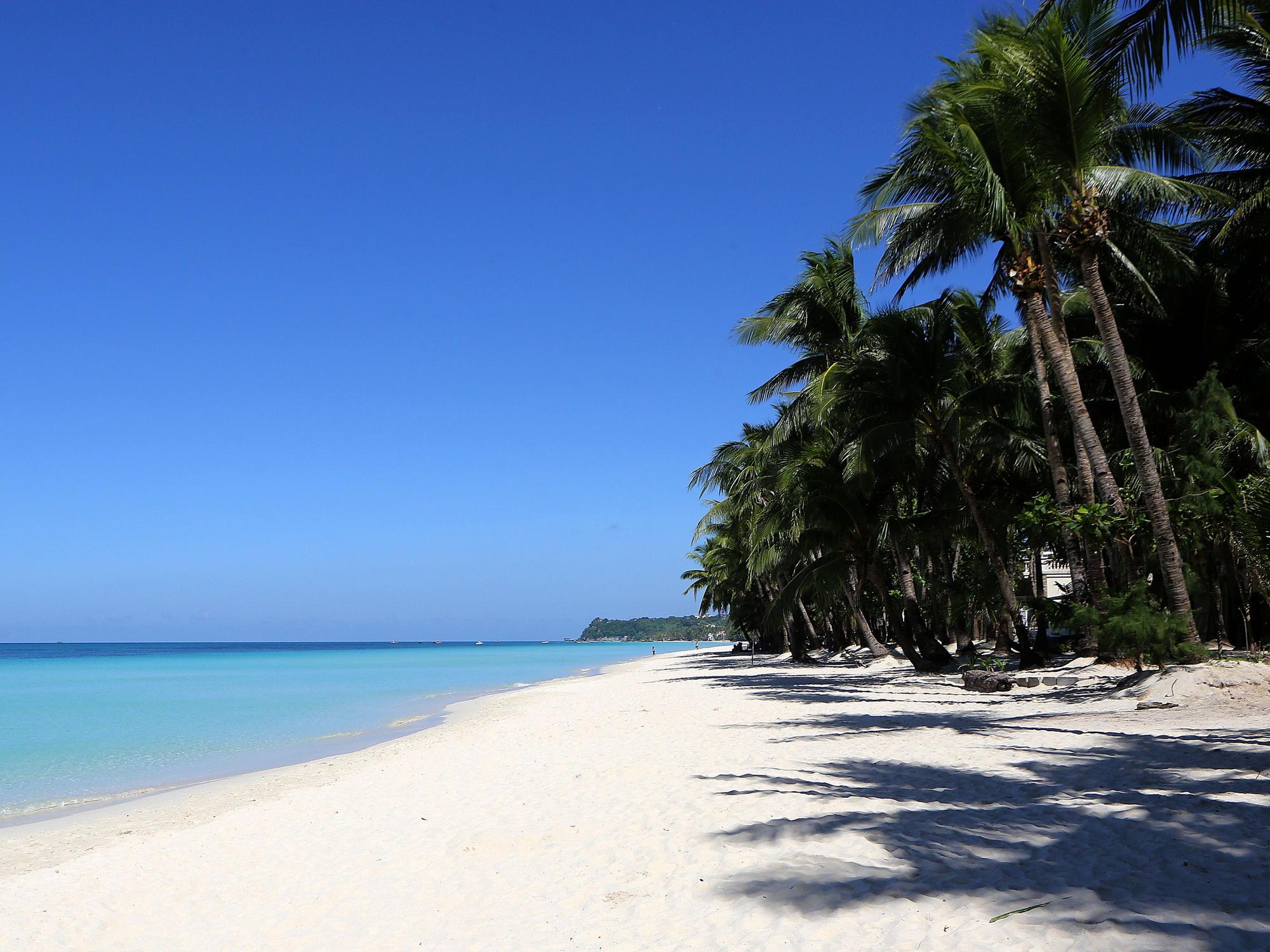 Ein leerer Strand auf Boracay Island auf den Philippinen, hier im Oktober 2018.