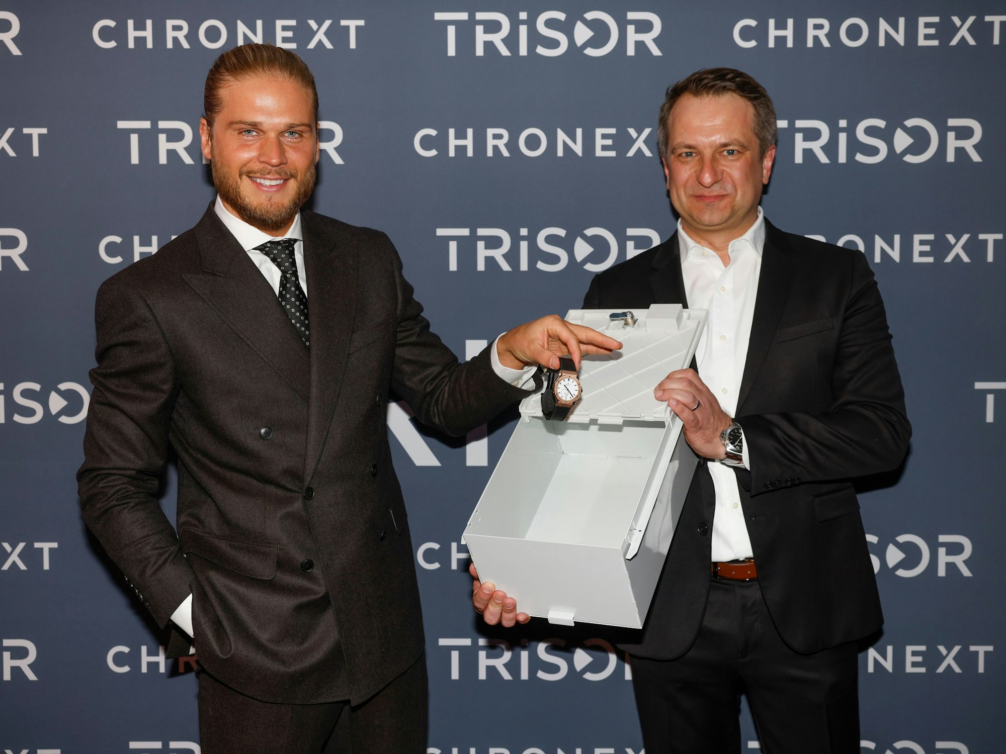 Rurik Gislason und Marco Wild bei der Trisor-Eröffnung in Köln.