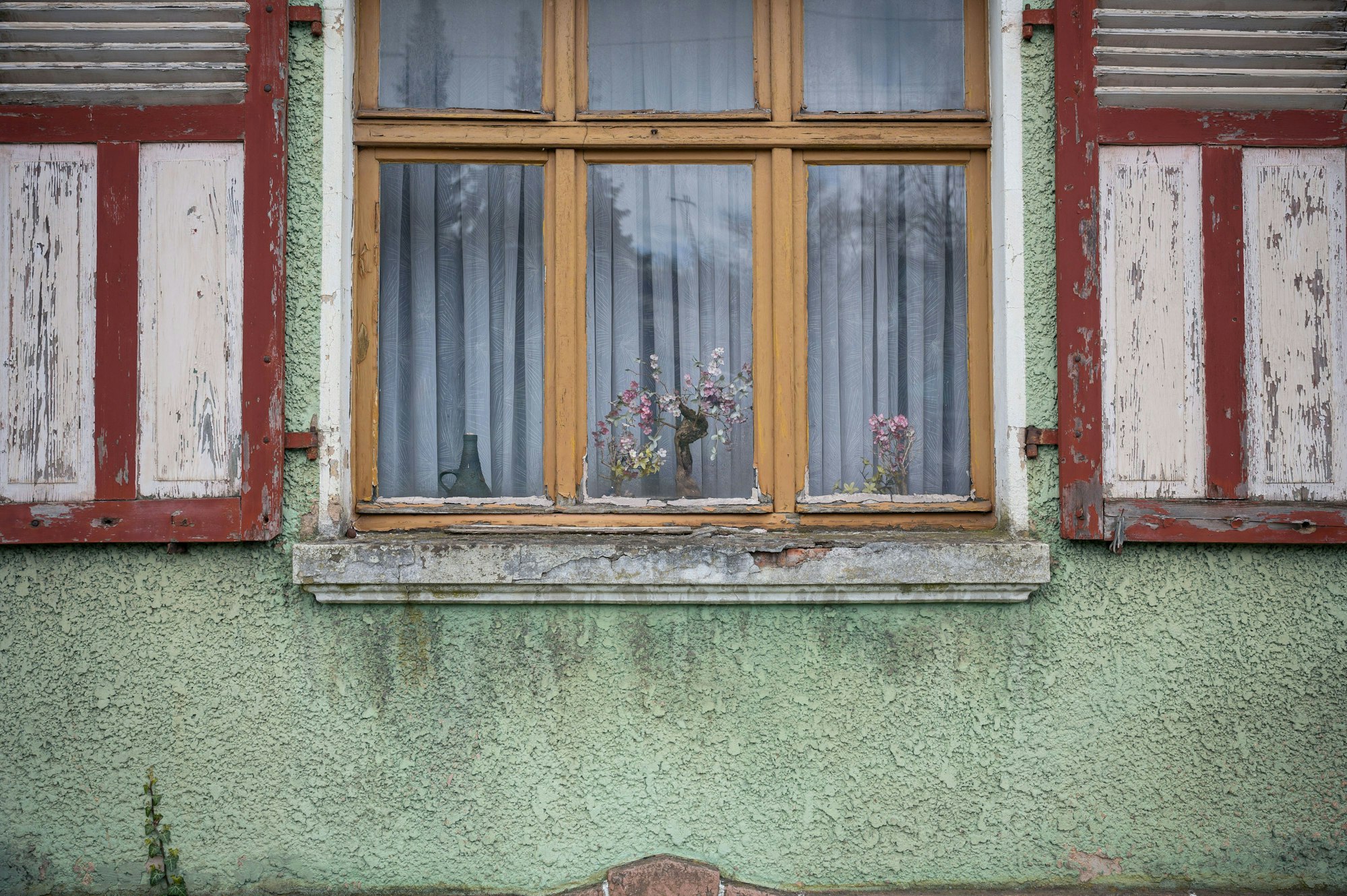 In diesem Haus wohnte der verstorbene Priester Edmund Dillinger, der wohl über Jahre hinweg Minderjährige missbraucht und diese Vorgänge selbst dokumentiert hat.