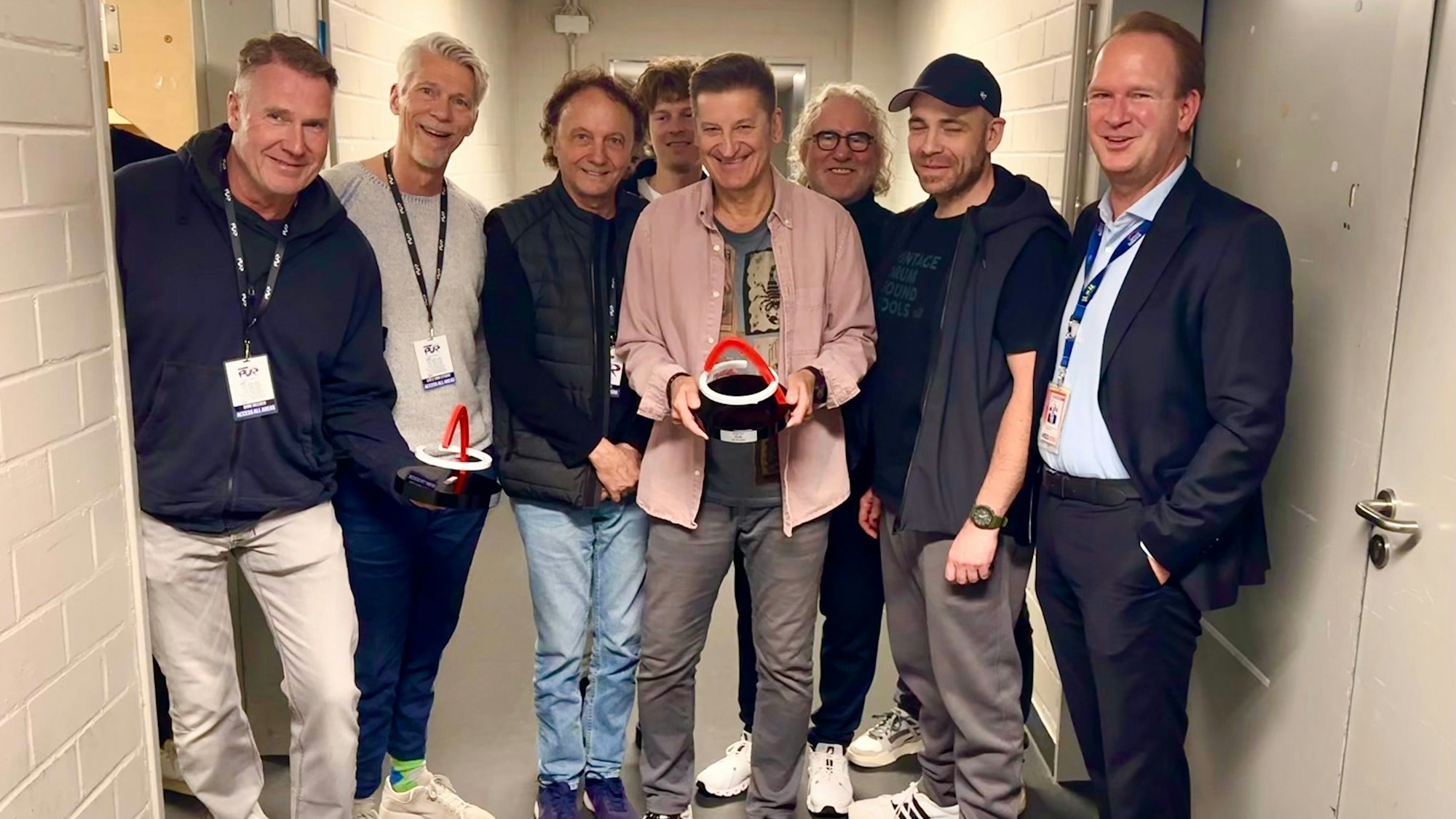 Stefan Löcher mit Pur bei der Übergabe des Sold-out-Awards.
