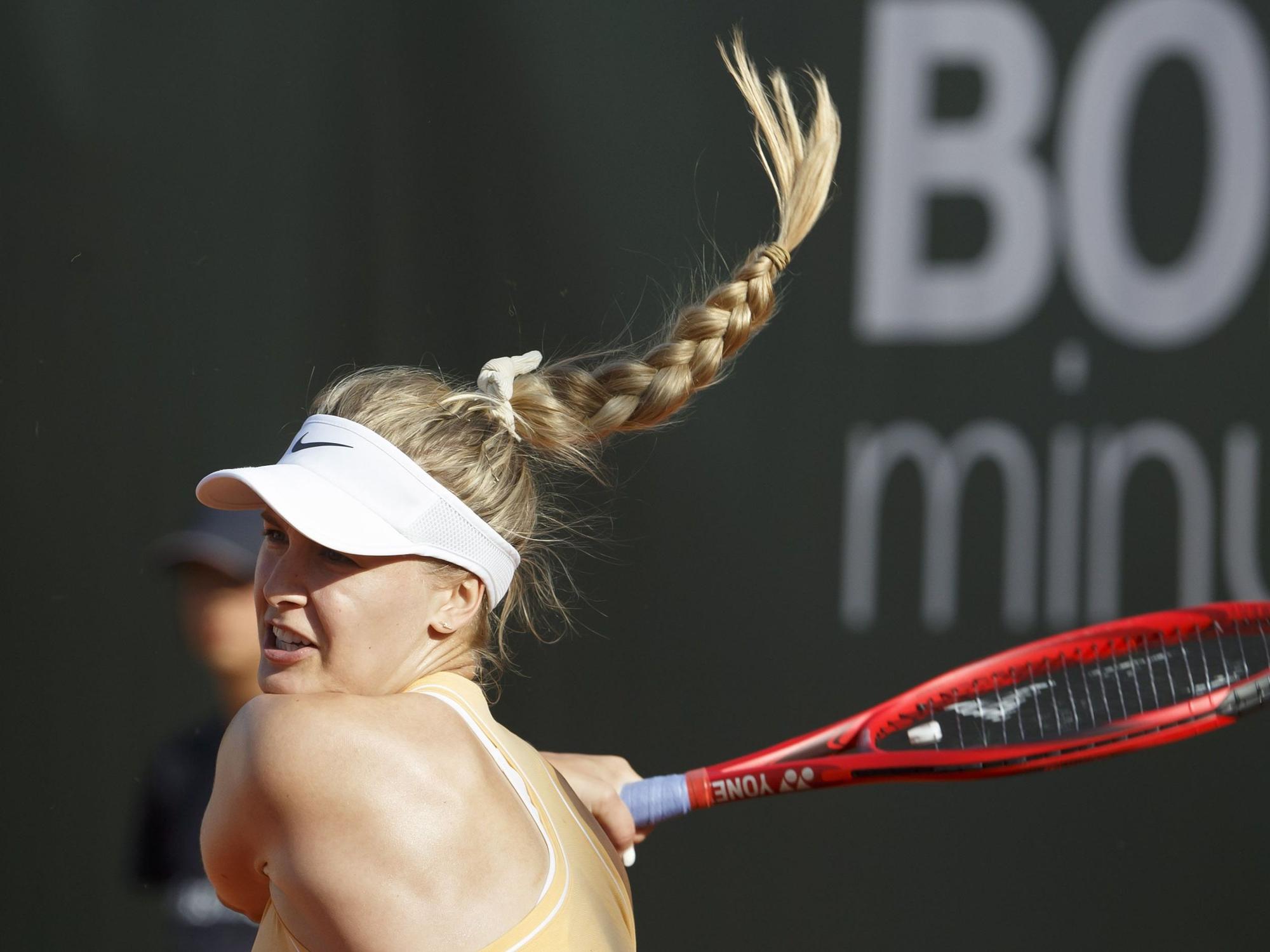 Eugenie Bouchard beim WTA-Turnier in Lausanne in Aktion.