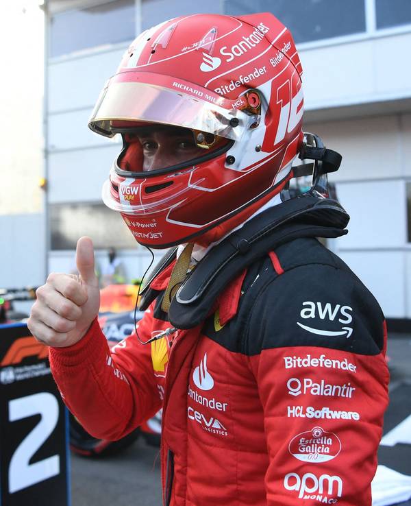 Ferrari-Pilot Charles Leclerc nach dem Qualifying in Baku.