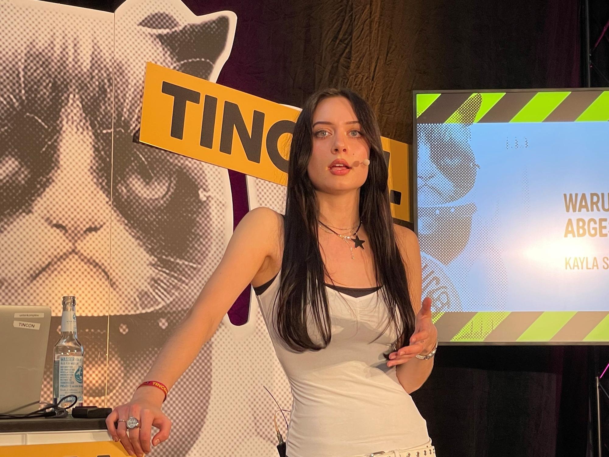 Kayla Shyx hielt einen Vortrag bei der c/o pop.