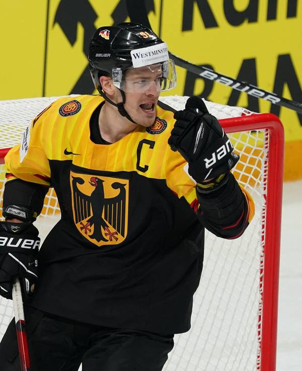 Deutschlands Moritz Müller in Aktion.
