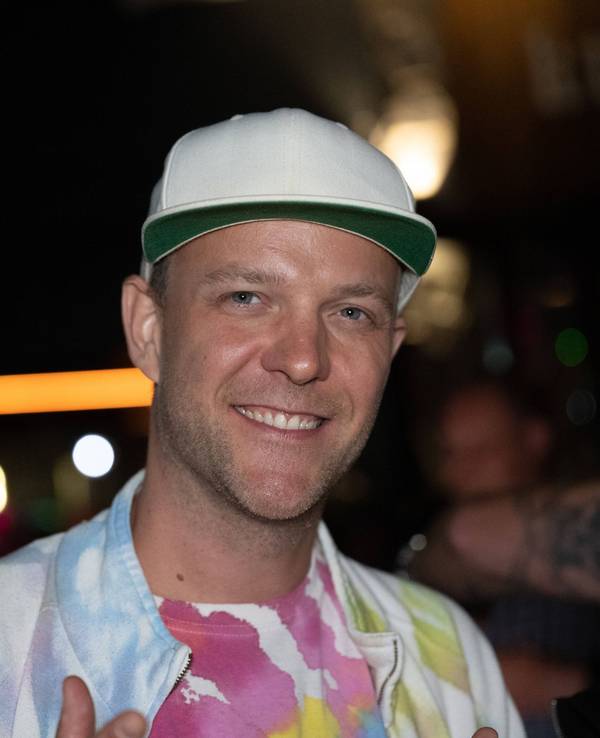 Schlagersänger Alex Engel beim Opening von Krümels Stadl am 1. Mai 2023 in Paguera (Mallorca).