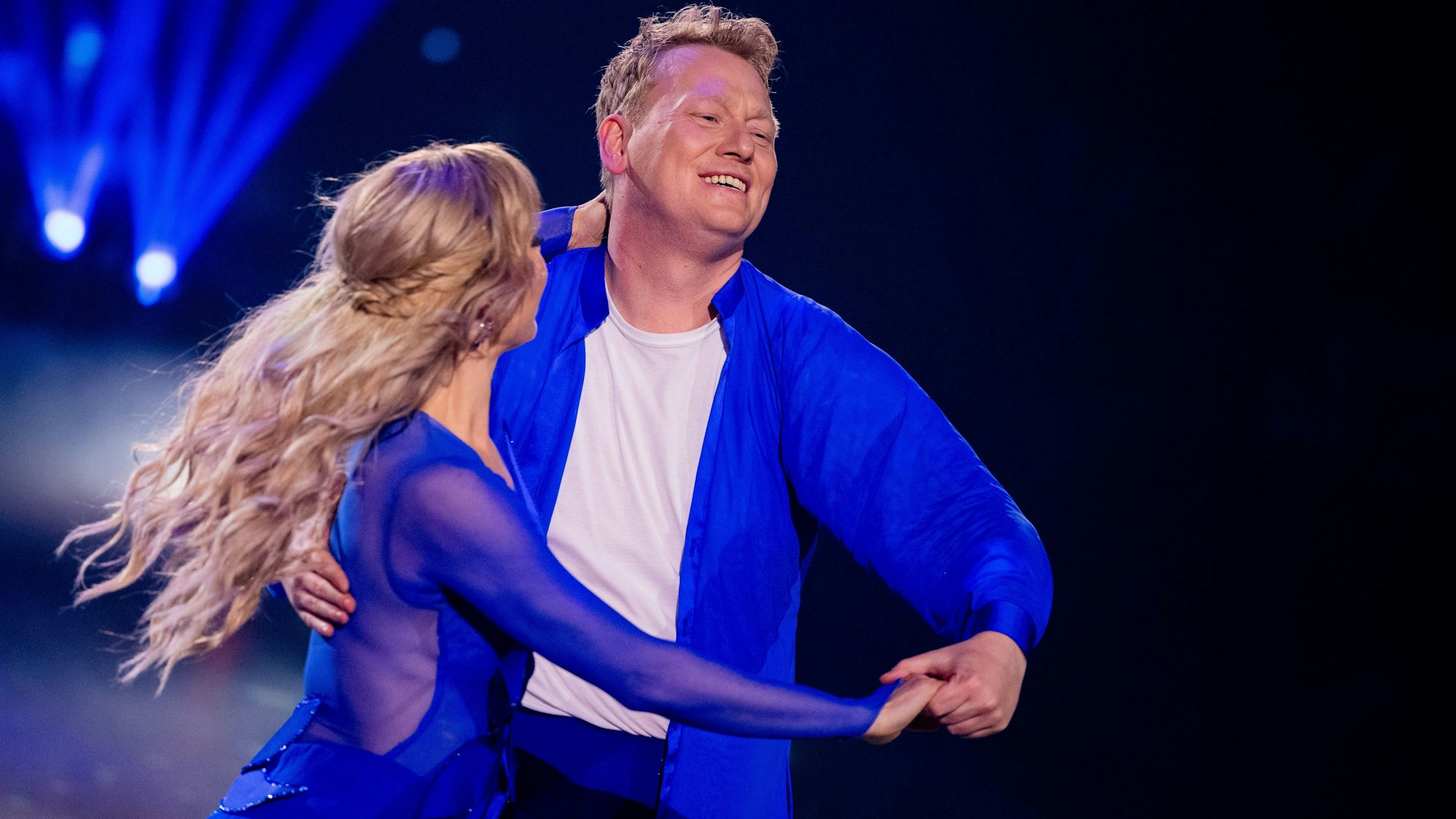 Jens Knossalla und Isabel Edvardsson tanzen bei „Let's Dance“.