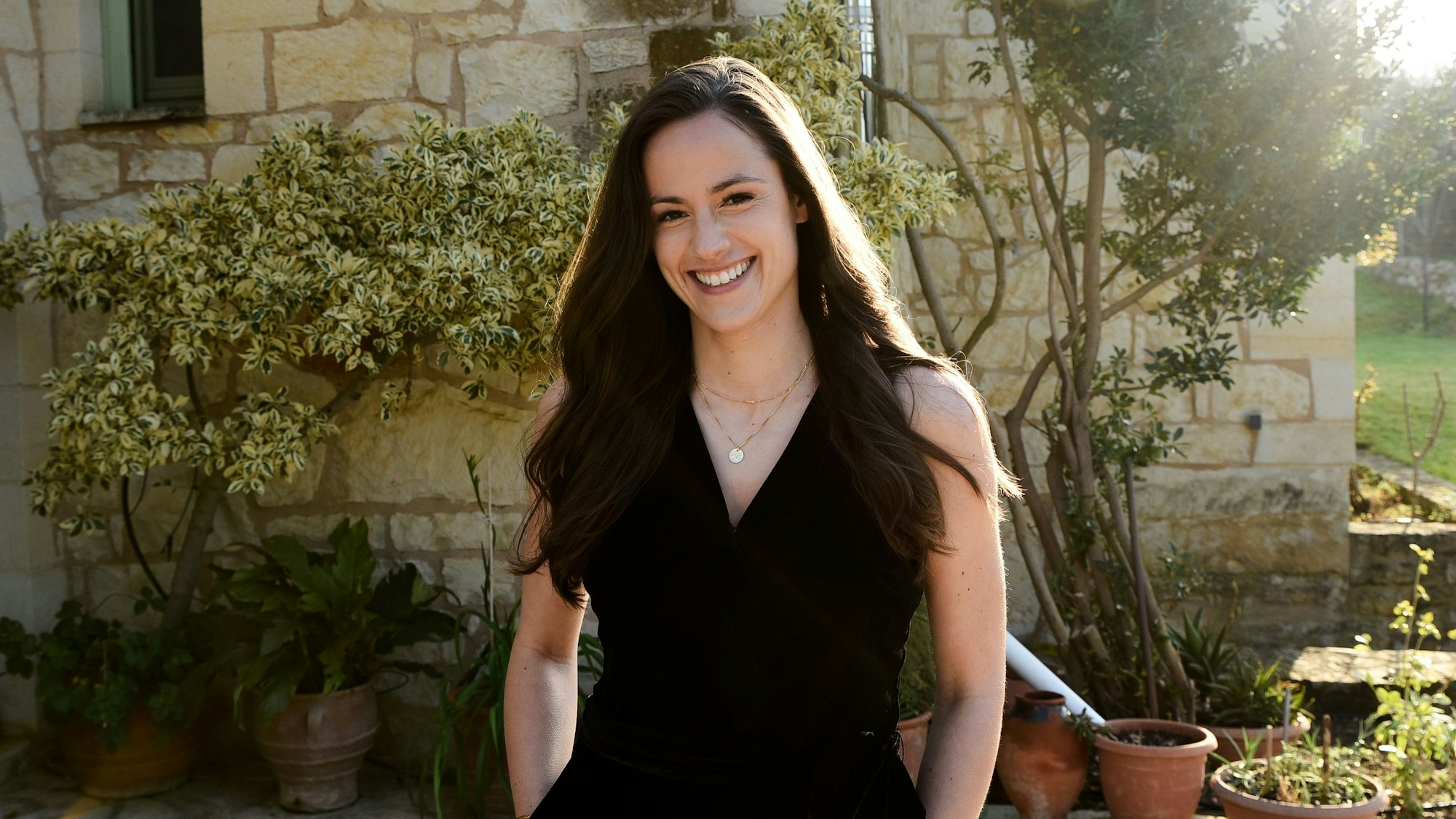 Irina Schlauch lächelt in die Kamera.